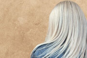 peruka naturalna blond