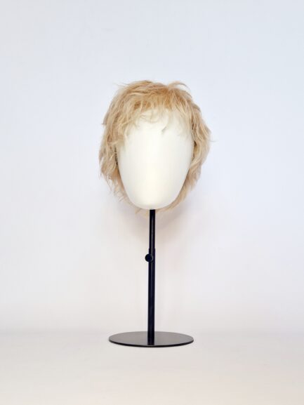 Peruka naturalna ręcznie cała tkana krótka blond 029